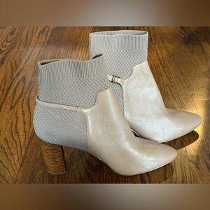 Cole Haan Tan Camille‎ Knit Leather
Ankle Bootie Size 11B